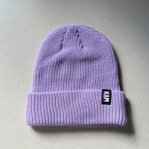 NEW - Lilac beanie